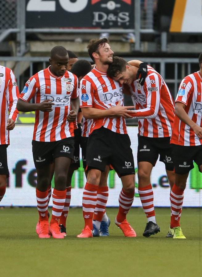 人对青少年 人对青少年