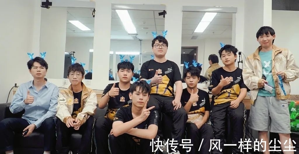 面对门将冷 面对门将冷