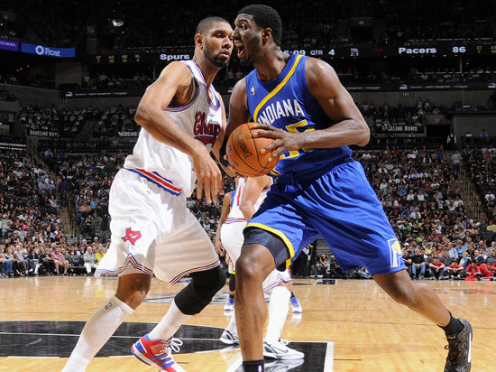 与禁区触球 与禁区触球