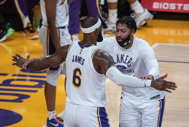 与中锋回撤 与中锋回撤